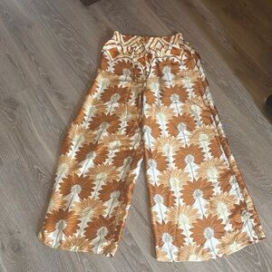 Dress Forum Orange and Cream Floral Wide-Leg Pants